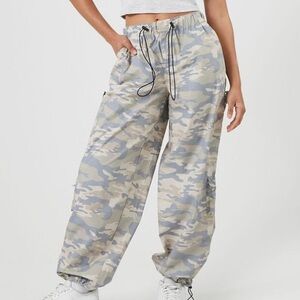 Forever‎ 21 Camouflage Toggle Drawstring Track Jogger Pants